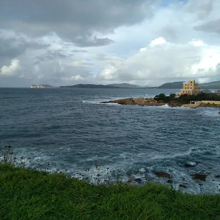 Giramondo Sardegna Affittacamere ألغيرو