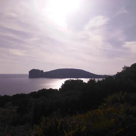 Giramondo Sardegna Affittacamere ألغيرو