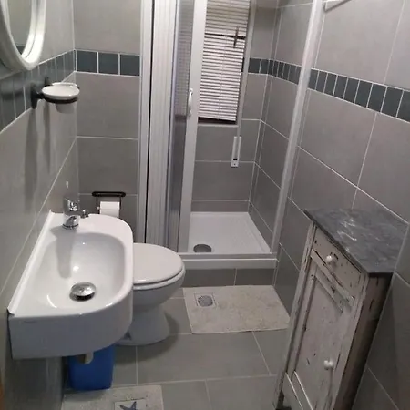 Giramondo Sardegna Affittacamere * ألغيرو