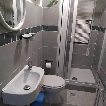 Giramondo Sardegna Affittacamere Pensión